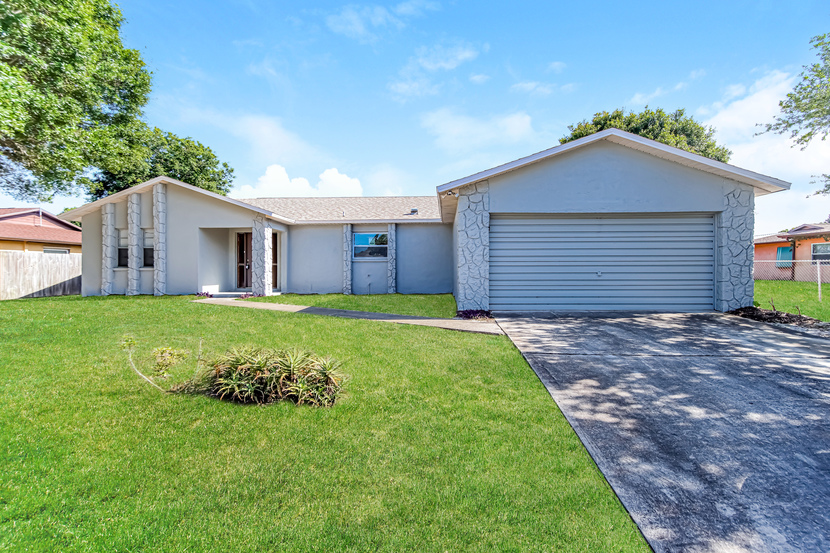 1513 Hendren Dr Melbourne, FL 32935